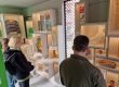 Blick in den MuseumMobil-Container: 53 ausgewählte Objekte gehen auf Reise. © Haus der Geschichte Nordrhein-Westfalen / Thomas Langens